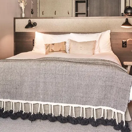 ホテル Nomad By Cervo Mountain ツェルマット