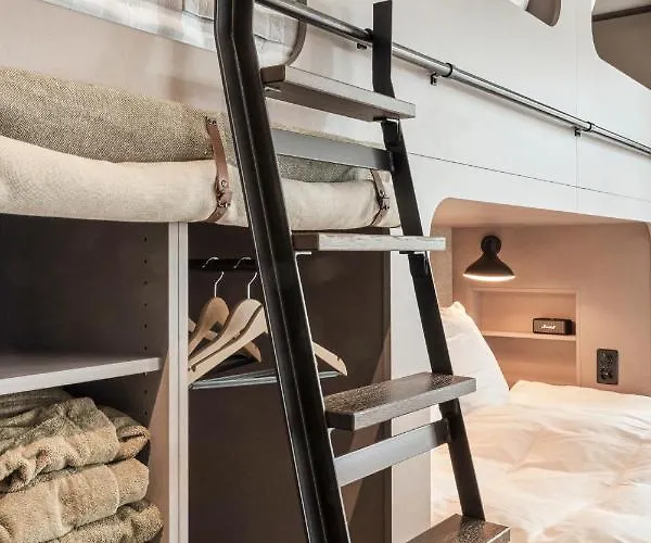 ホテル Nomad By Cervo Mountain ツェルマット