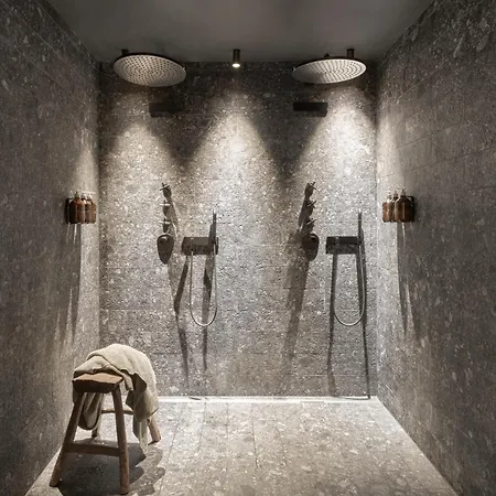 Nomad By Cervo Mountain